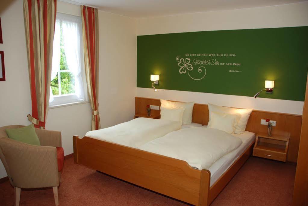 Landhotel Gasthaus Zum Pflug Zell am Harmersbach Exteriér fotografie